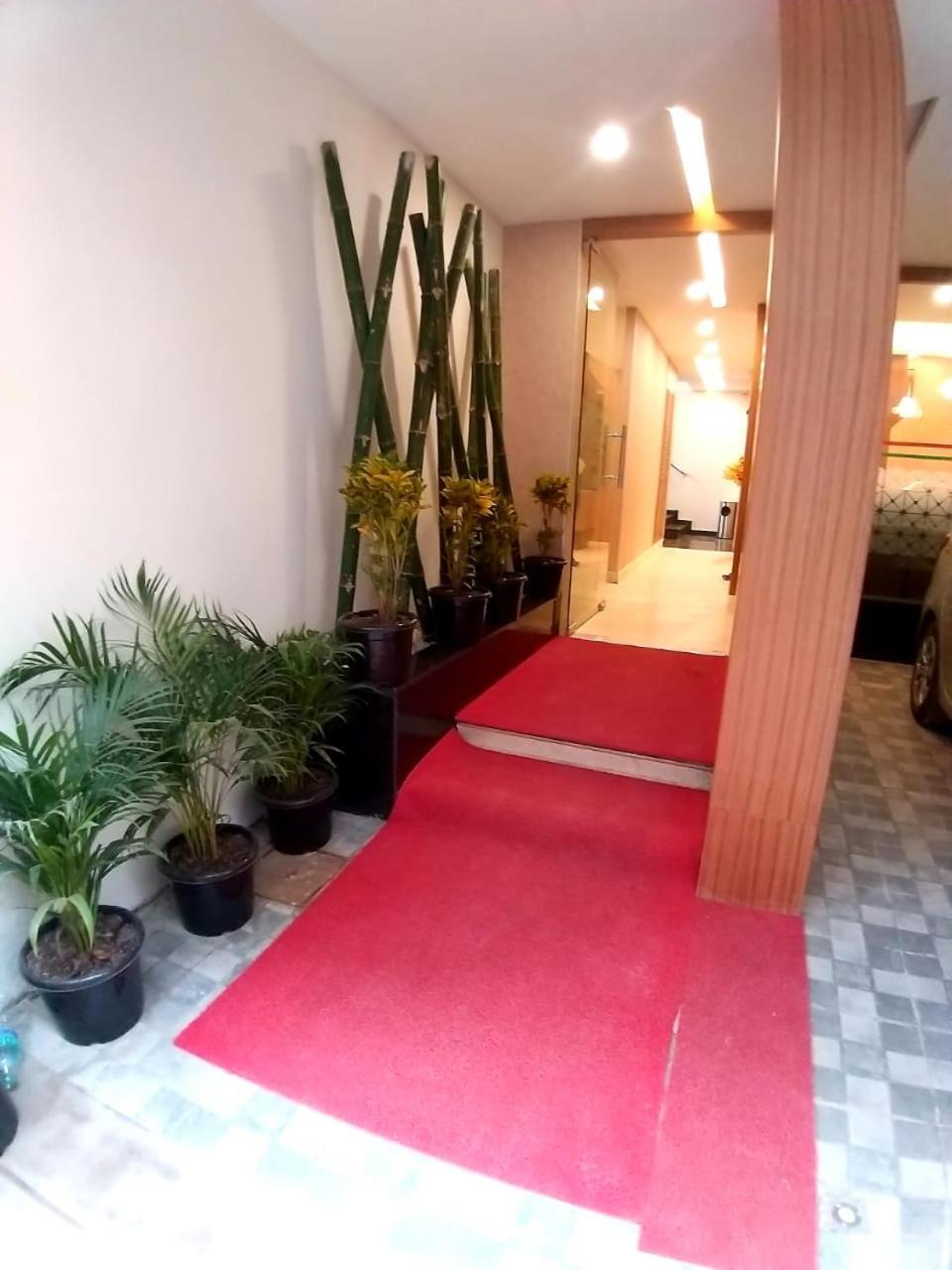 Grand Elegant Chennai Exterior foto